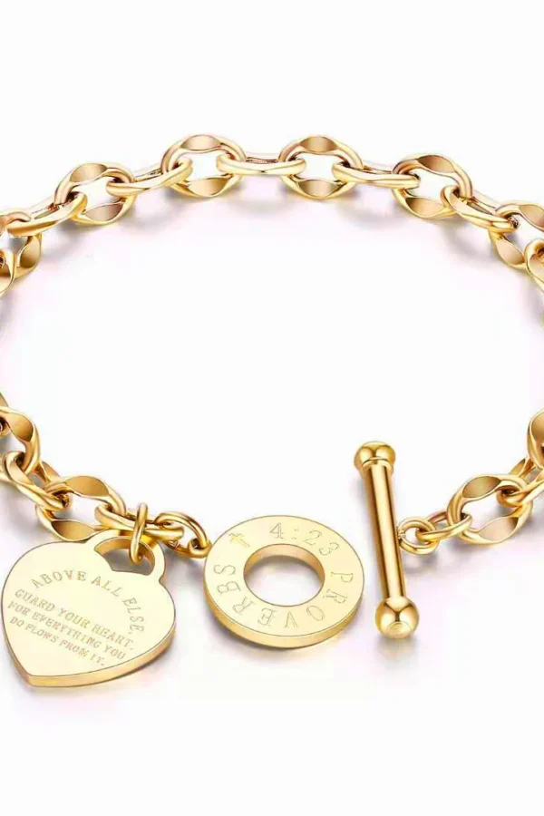 Gullbelagt armbånd med hjerteledd